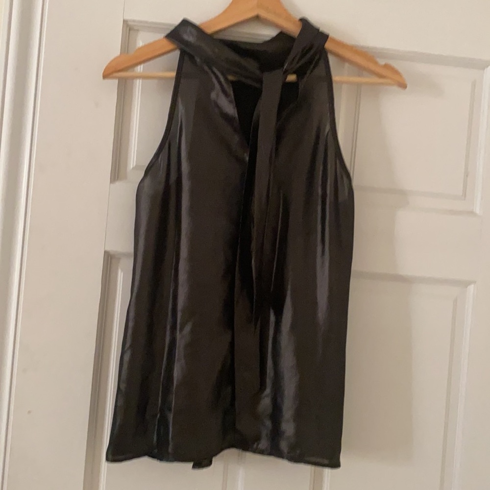 the thinnest sleeveless blouse for a summer night